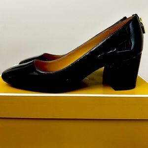 Brand New - Michael Kors - Black patent - 6.5 size
